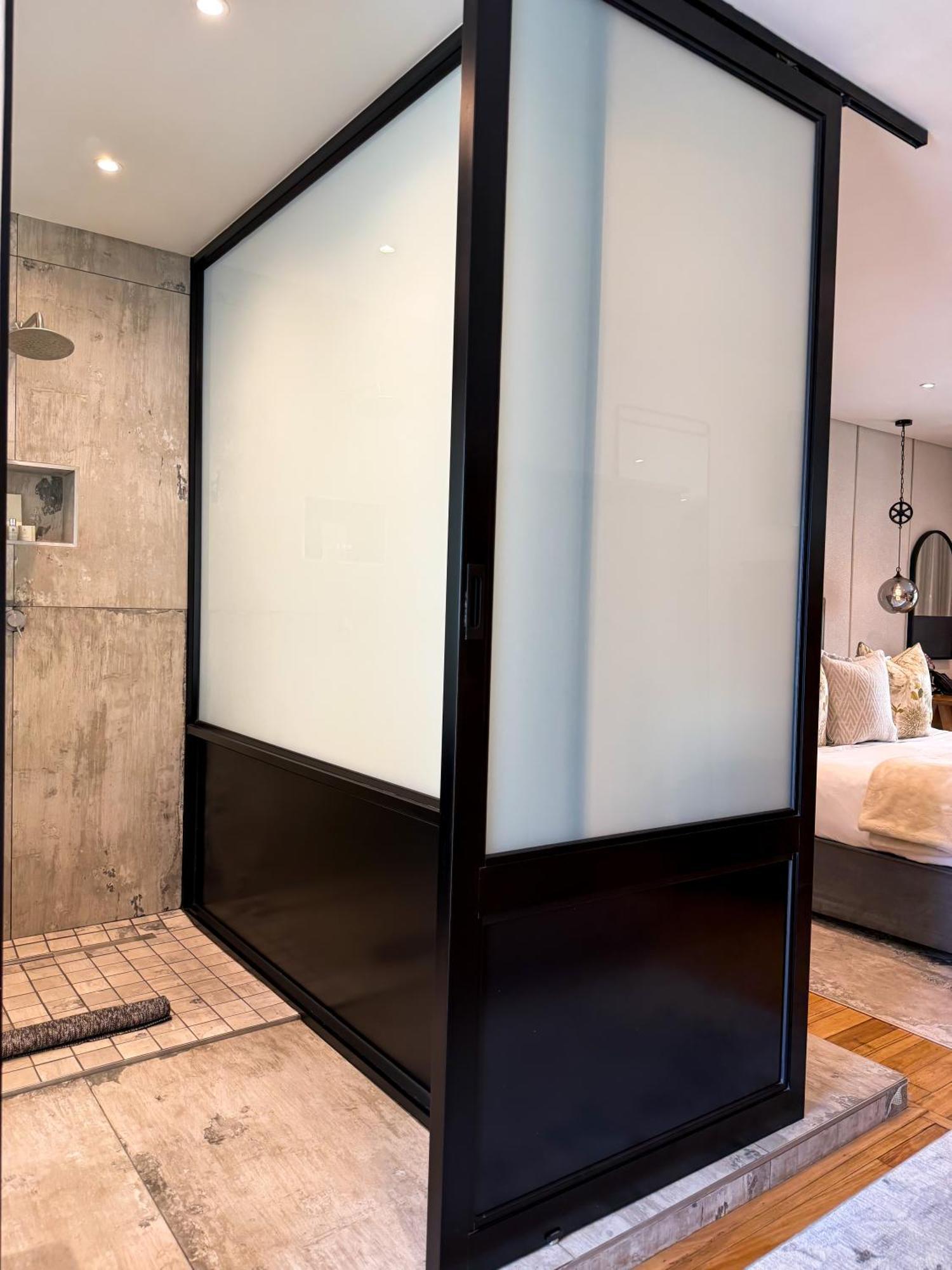 Le Petit Manoir Boutique Hotel Franschhoek Luaran gambar